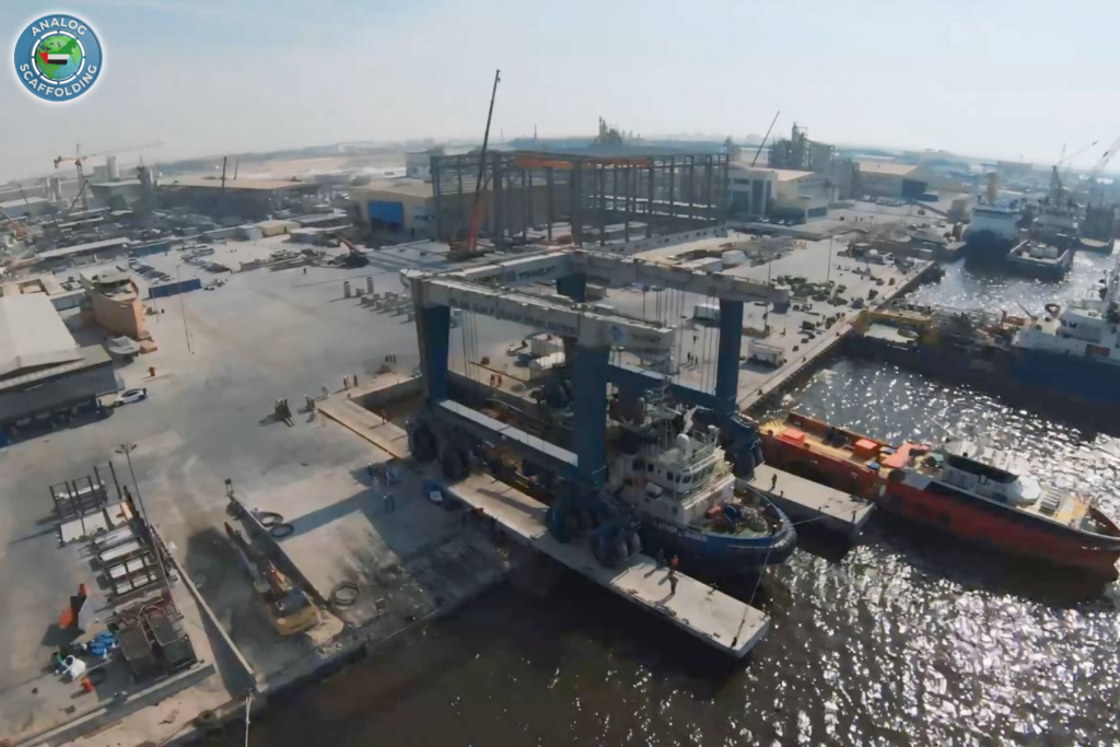 Scaffolding services for marine and shipyard maintenance and repair projects in UAE